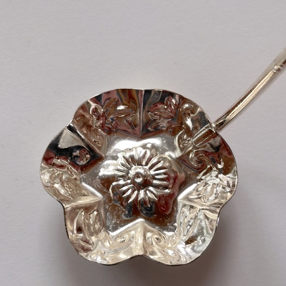 VTG Queen Anne Serving Dish With Silver Tray - Picture 10 of 10